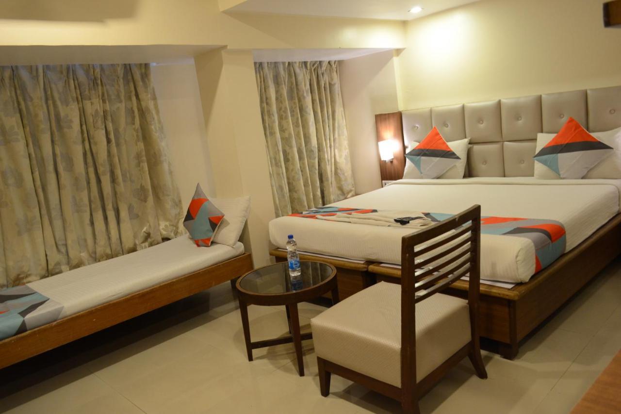 נאווי מומבאי Hotel Aishwarya Residency מראה חיצוני תמונה