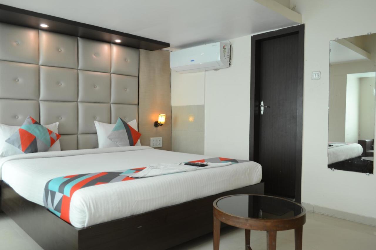 נאווי מומבאי Hotel Aishwarya Residency מראה חיצוני תמונה